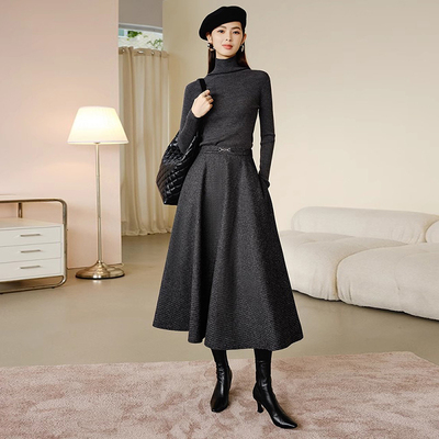 2025年秋新款简约半裙休闲千鸟格羊毛呢大摆A字半身裙