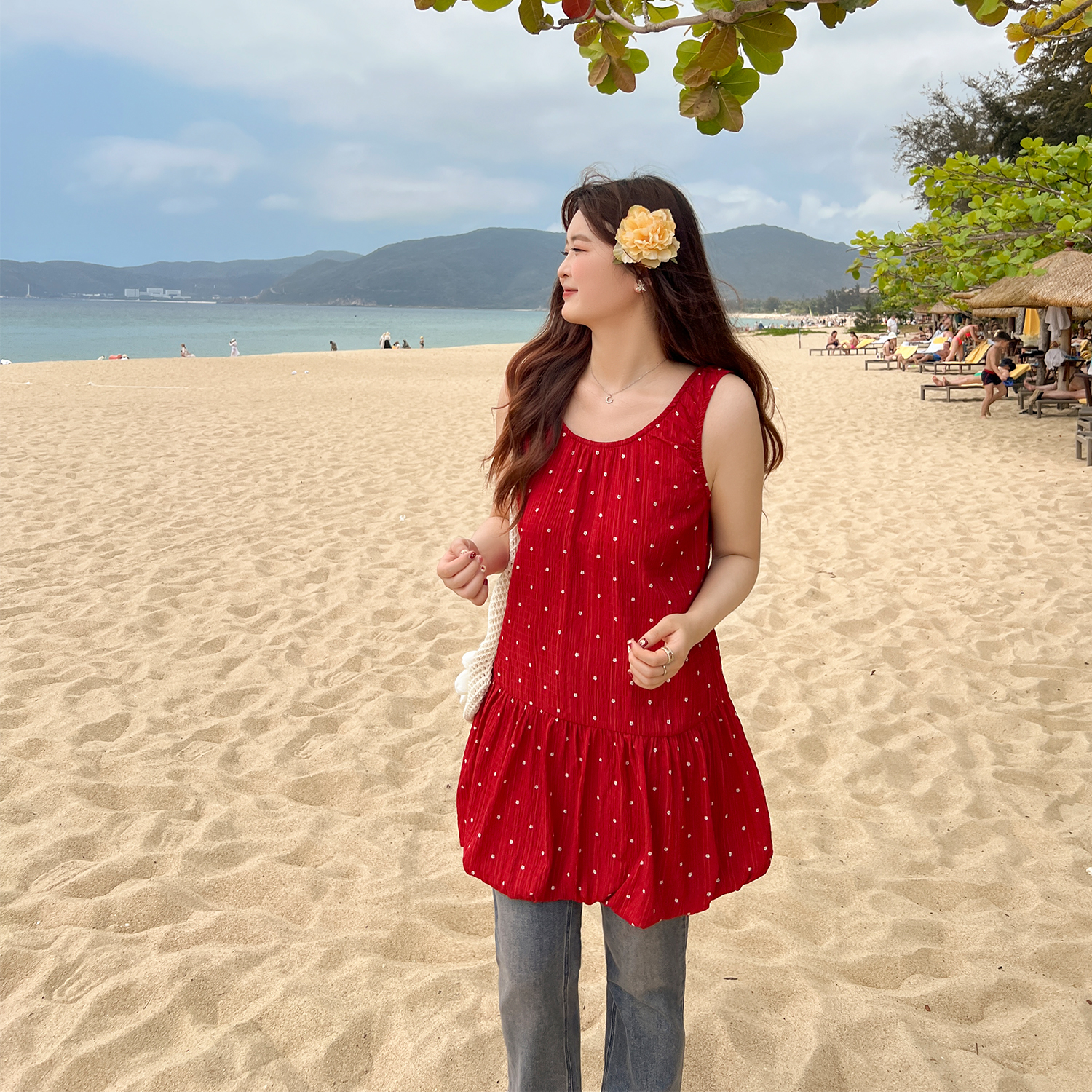 DM100大码百分百女装微胖mm巨显瘦红色甜美波点背心花苞连衣裙