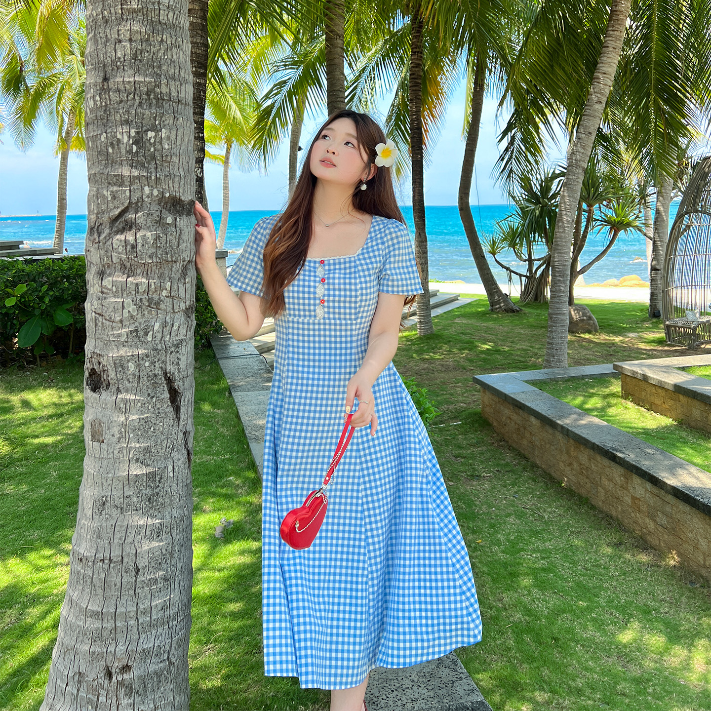 DM100大码百分百女装夏季新款胖mm显瘦收腰蓝色格纹方领连衣裙