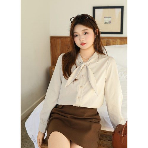 DM100大码百分百女装微胖mm冬季气质法式兔耳领内搭正肩显瘦衬衫