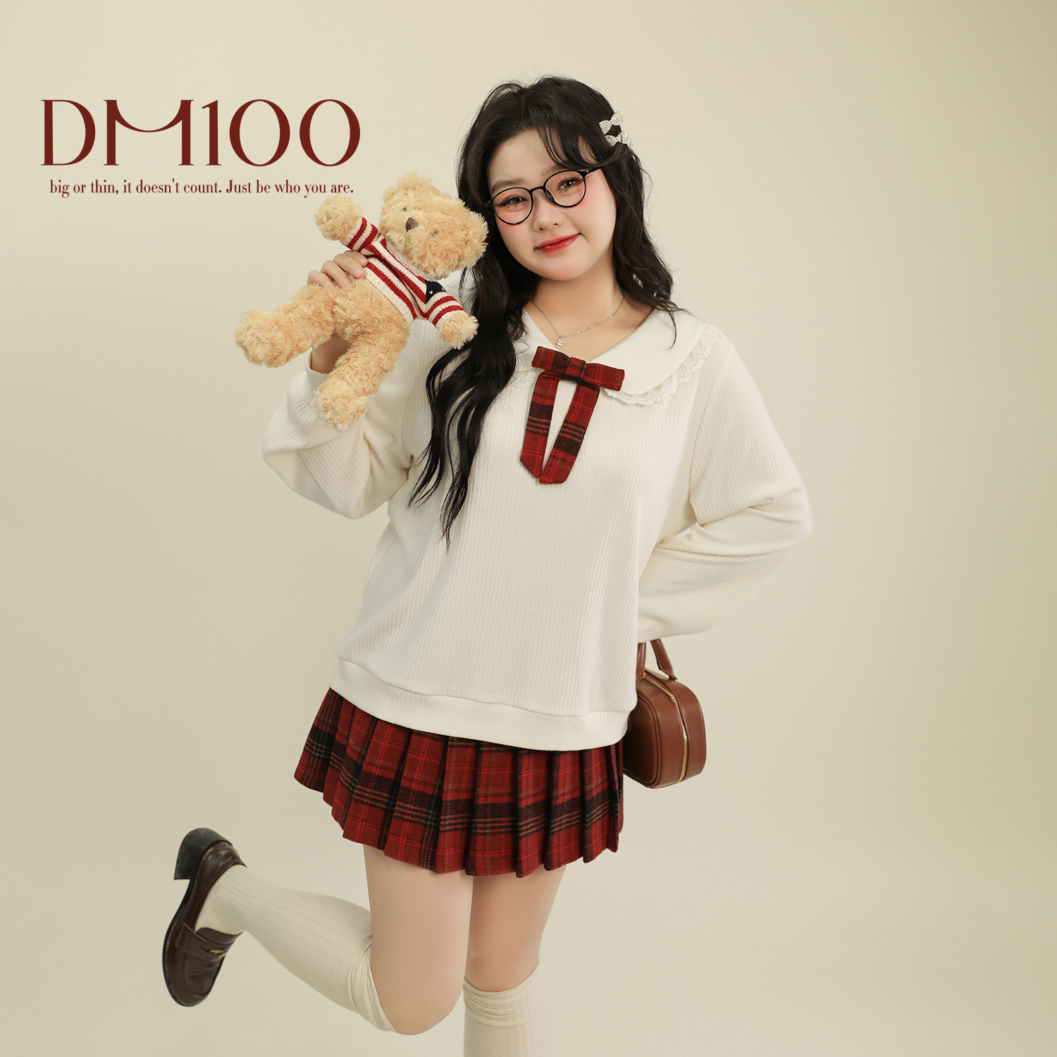 DM100大码百分百2025春新款女装显瘦娃娃领上衣百褶裙甜美风套装