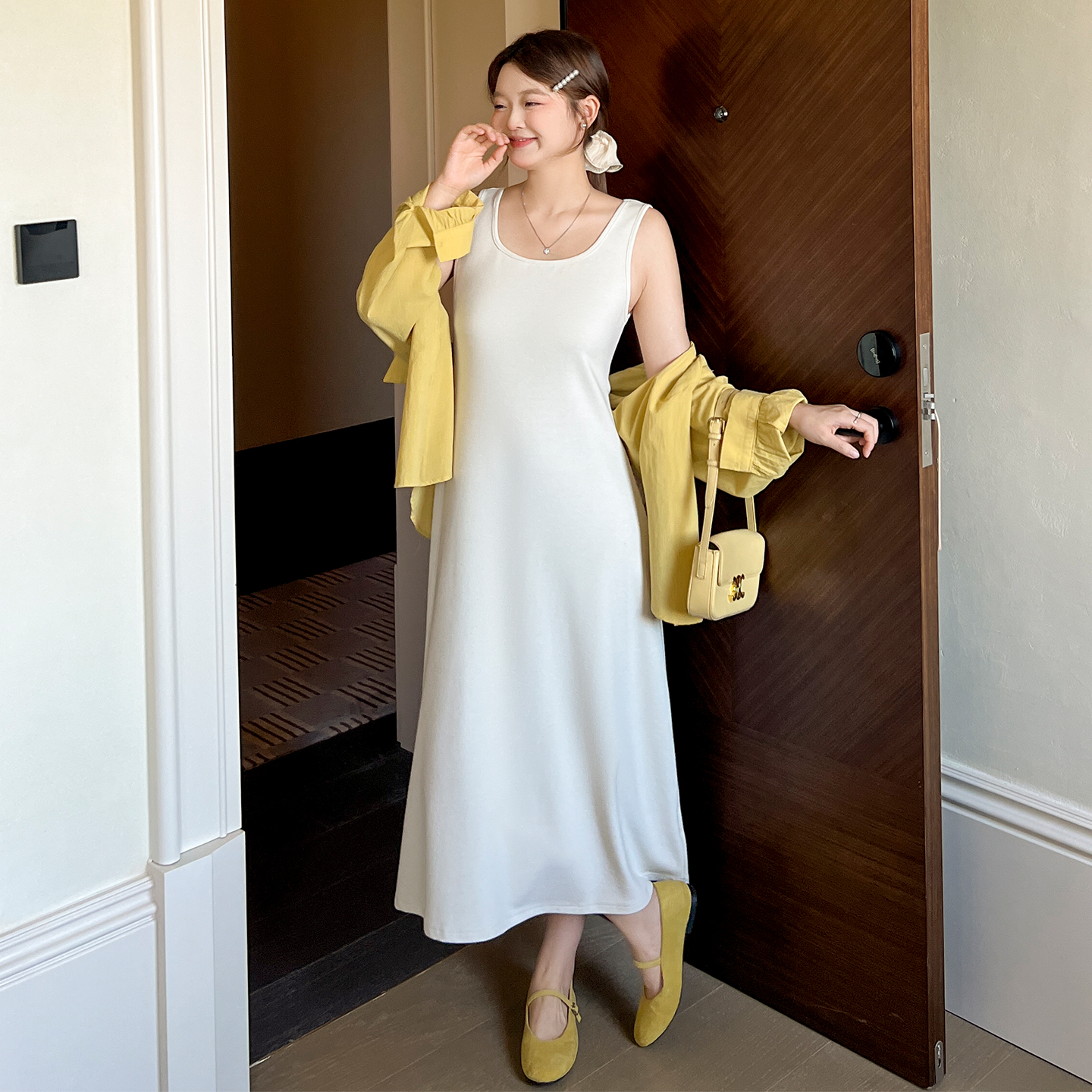 DM100大码百分百女装秋季微胖mm百搭肌理针织方领宽肩打底连衣裙