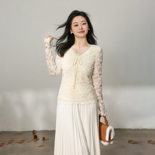 DM100大码百分百女装微胖mm冬季气质V领蝴蝶结正肩磨毛蕾丝打底衫