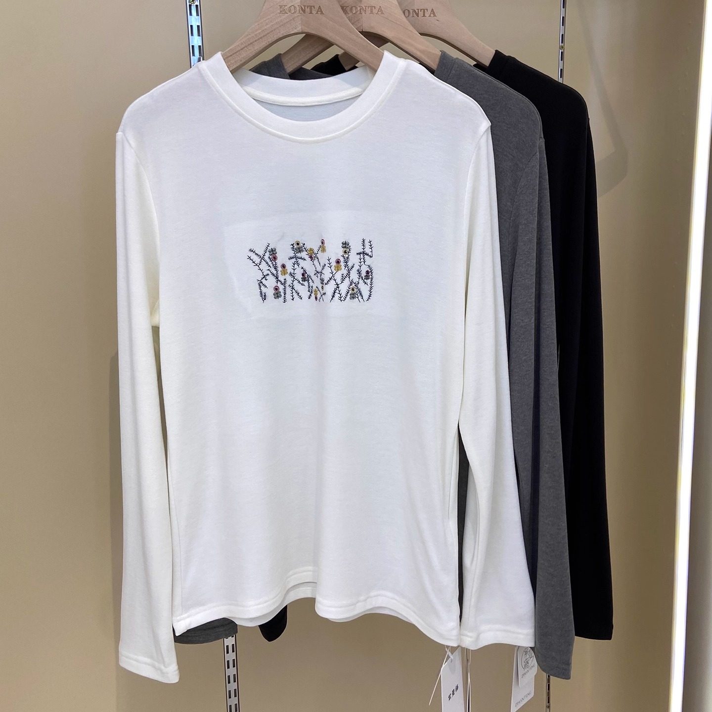 紫曼藤6961秋冬季新款中薄款女士圆领刺绣T恤正肩打底衫刺绣上衣,女装/女士精品,T恤,淘宝优惠券,粉丝福利购,淘宝优惠卷