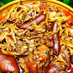 云南保山卤辣子卤笋片猪皮地方特色，介意勿拍