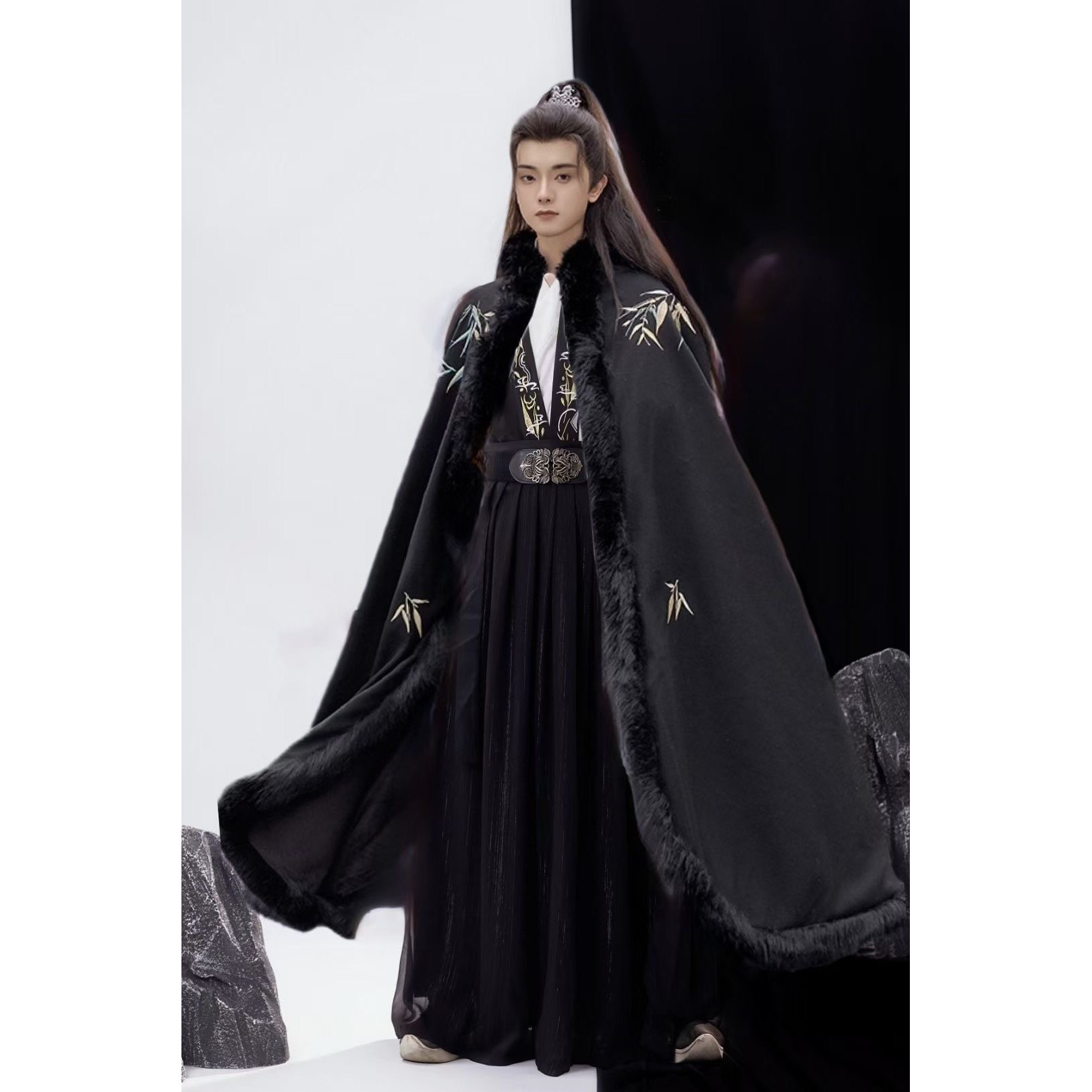 竹玉宋制汉服男斗篷绣花
