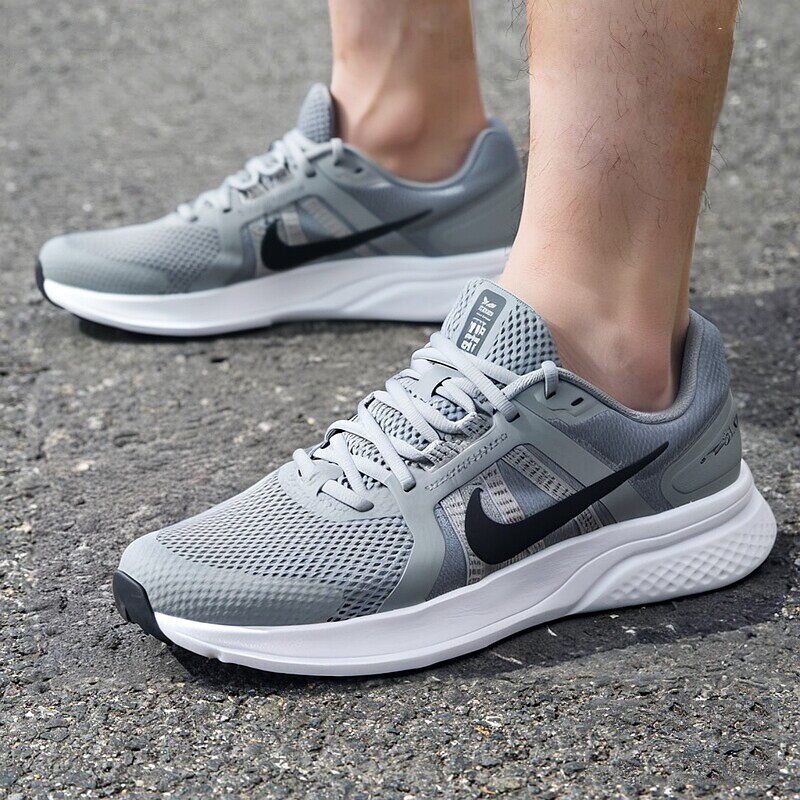 NIKE耐克男鞋跑步鞋夏季R