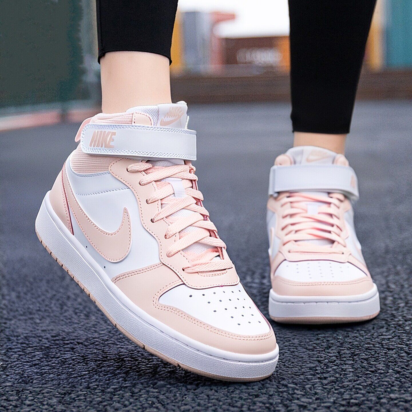 Nike女中高帮板鞋粉色运