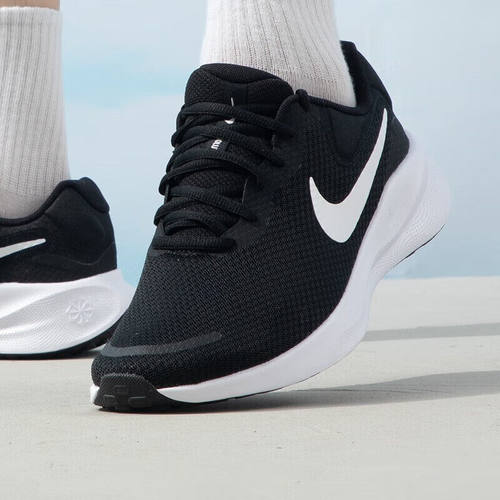 Nike耐克黑色软底跑步鞋男鞋缓震低帮运动鞋防滑耐磨休闲鞋FB8501