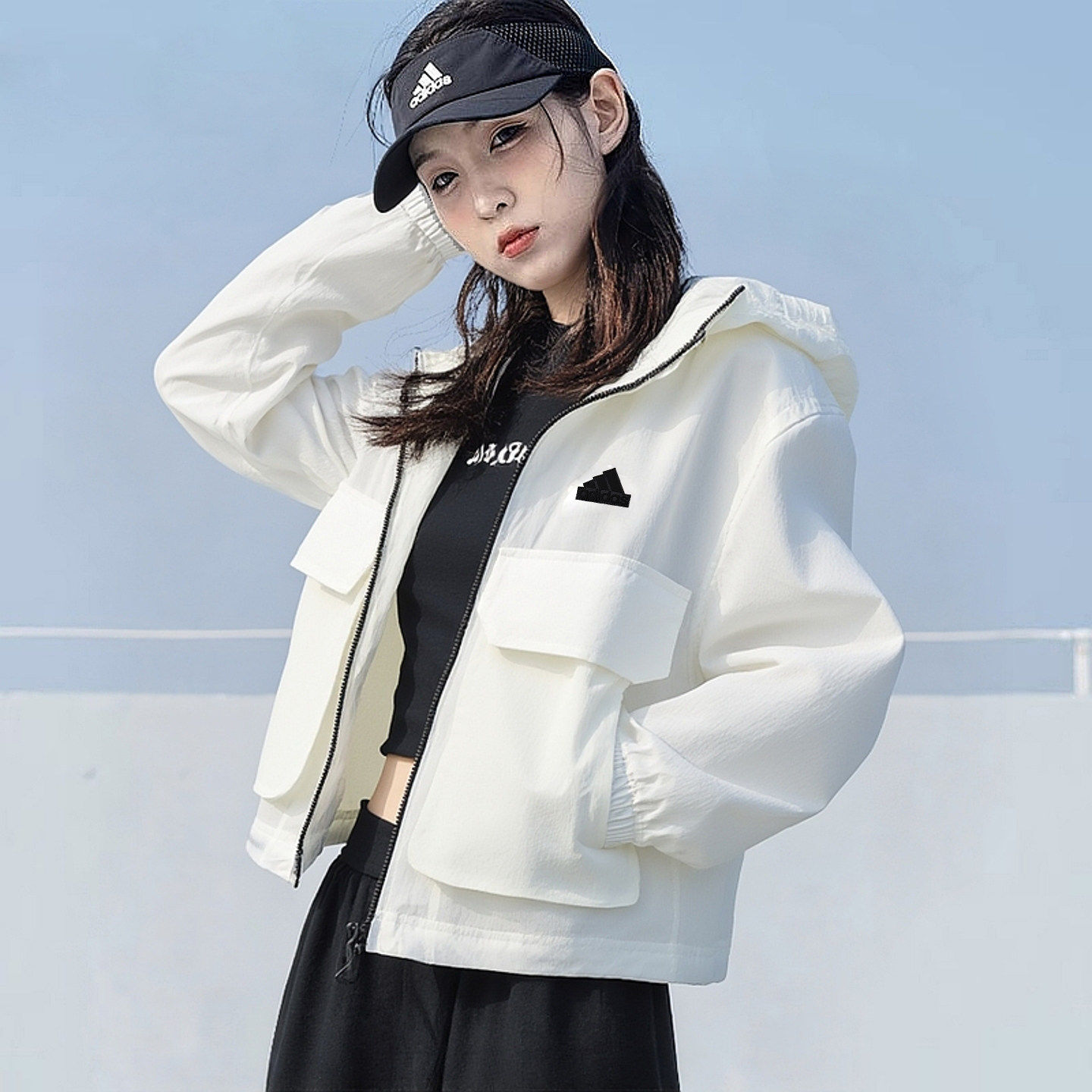 Adidas外套女秋季新款白
