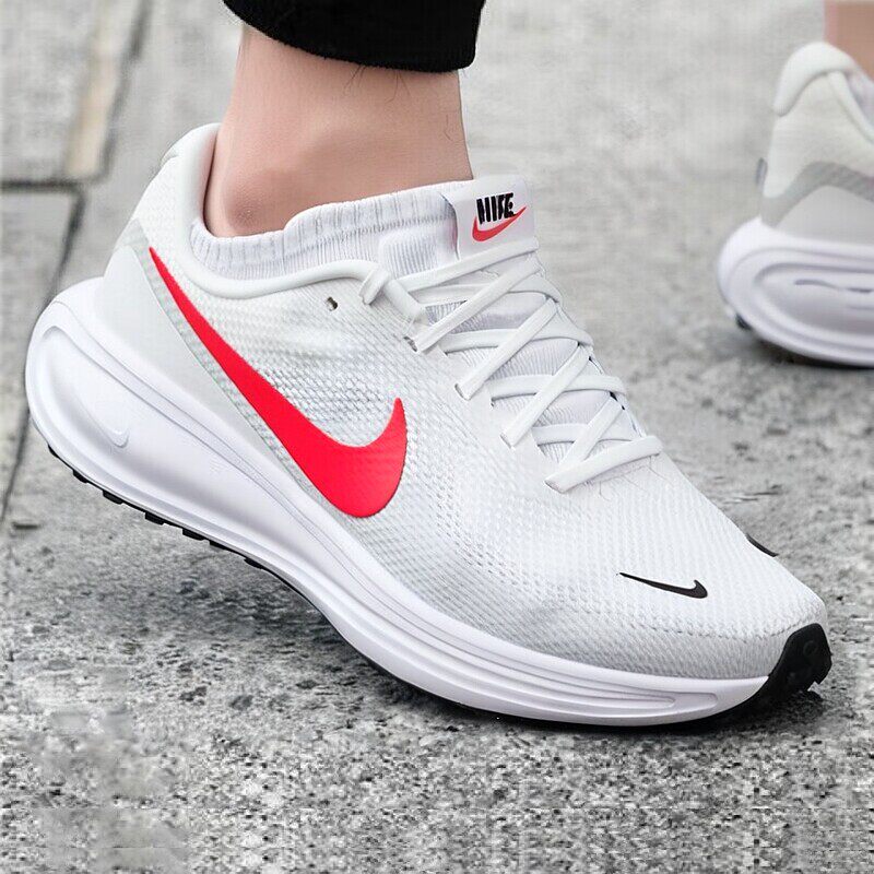 NIKE耐克飞线跑步鞋男202