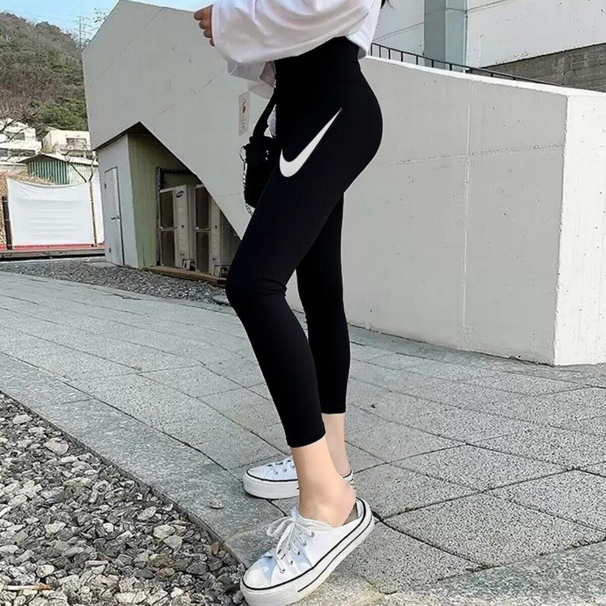 Nike耐克裤子正品健身运动裤高弹瑜伽裤新款女裤紧身裤鲨鱼裤长裤