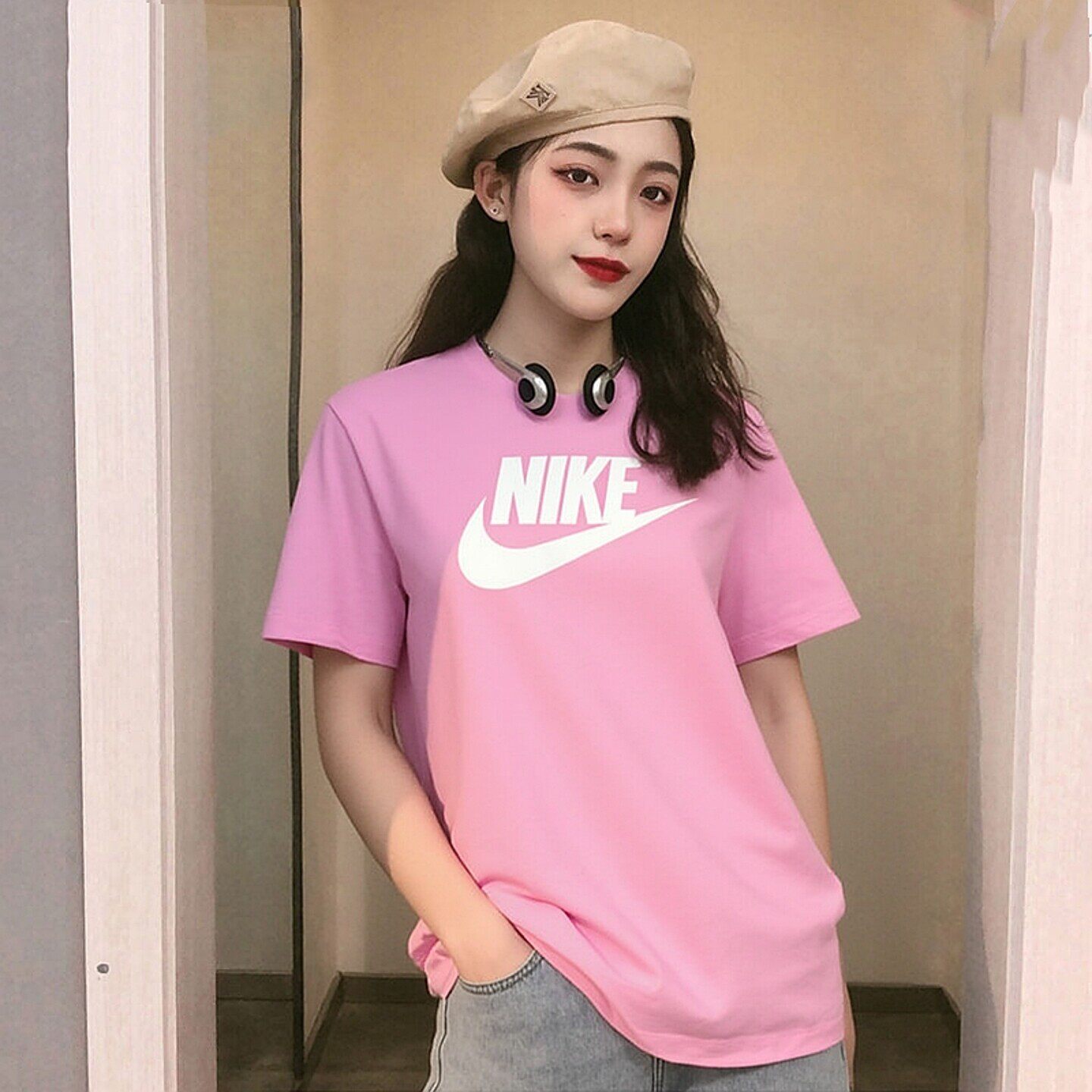 NIKE耐克大标印花短袖女