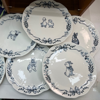 美单尾货Dwell Essentials釉中彩陶瓷盘下午点心盘可爱兔子早餐盘