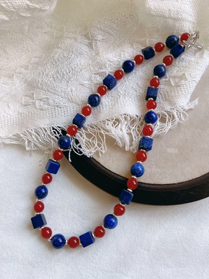 原创小众天然红蓝撞色短项链