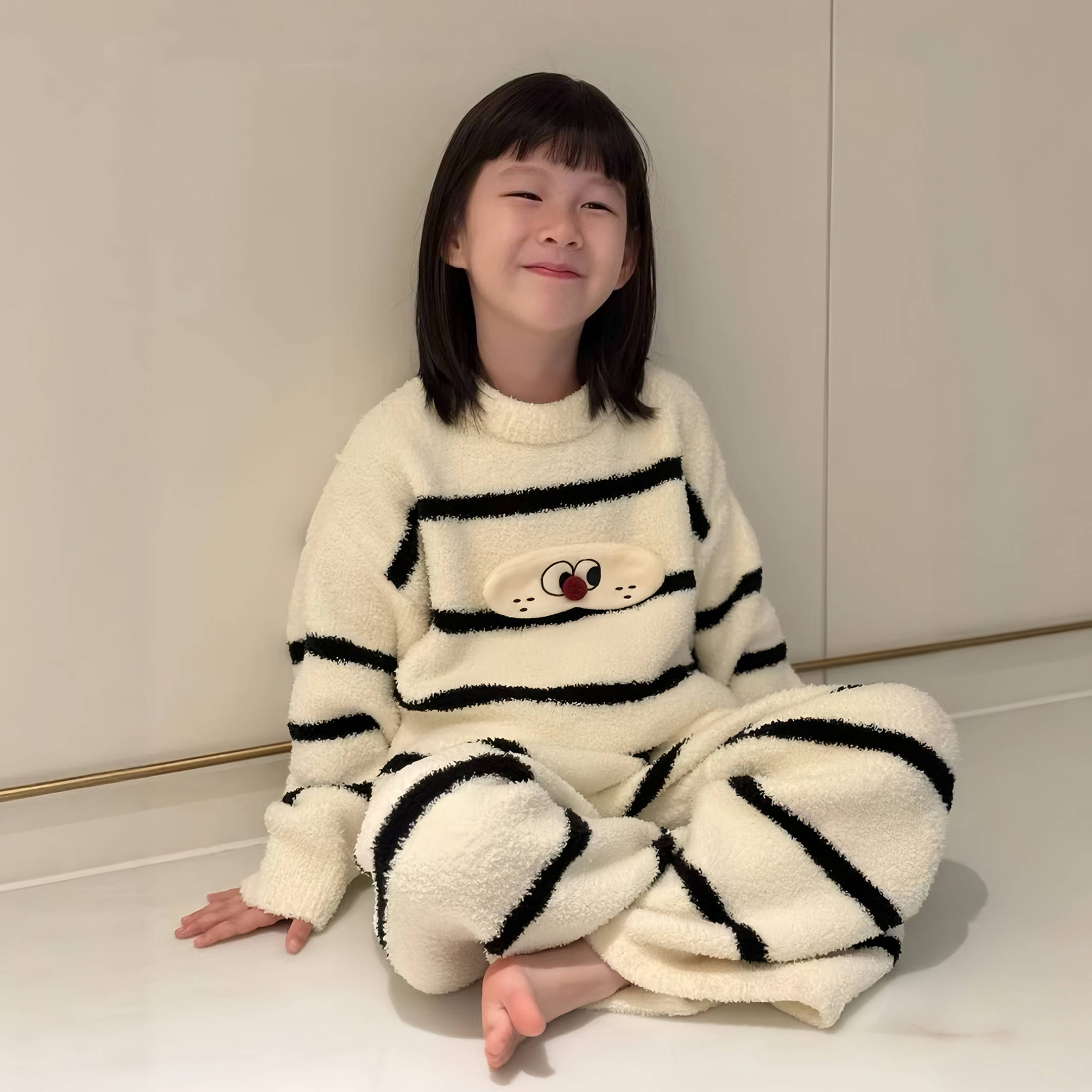 女童珊瑚绒睡衣儿童家居服套装冬