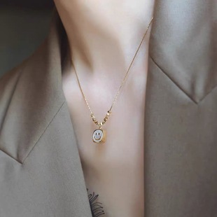 小众高级感碎金子白贝笑脸轻奢项链女时尚百搭款碎银子