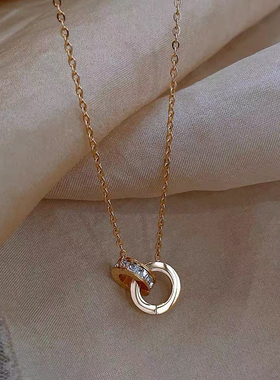 罗马双环锆石项链女钛钢不掉色小众设计感轻奢锁骨链百搭网红饰品