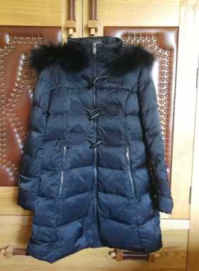 ELAND依恋女装厚款貂子毛领羽绒服EEJD68T01T