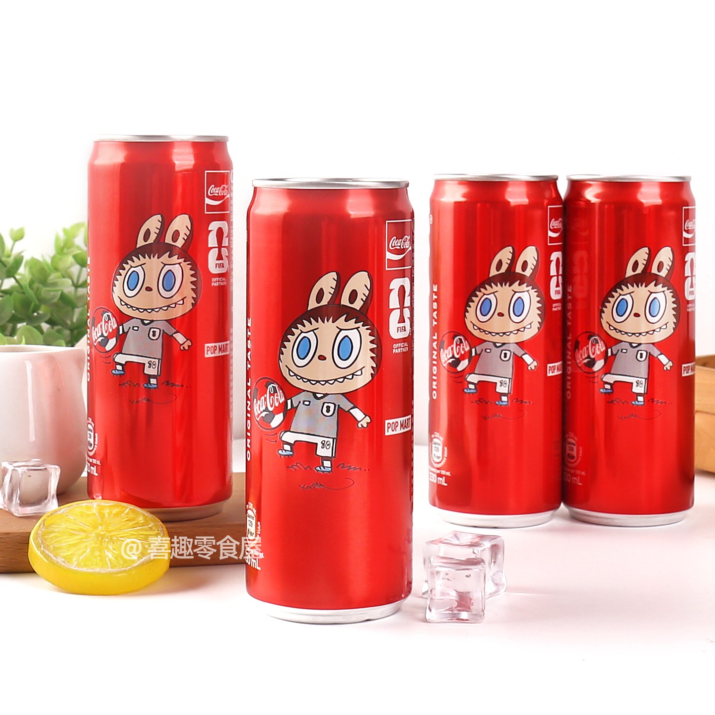 港版可口可乐原味世界杯拉布布联名碳酸饮料汽水限定版330ml*6罐