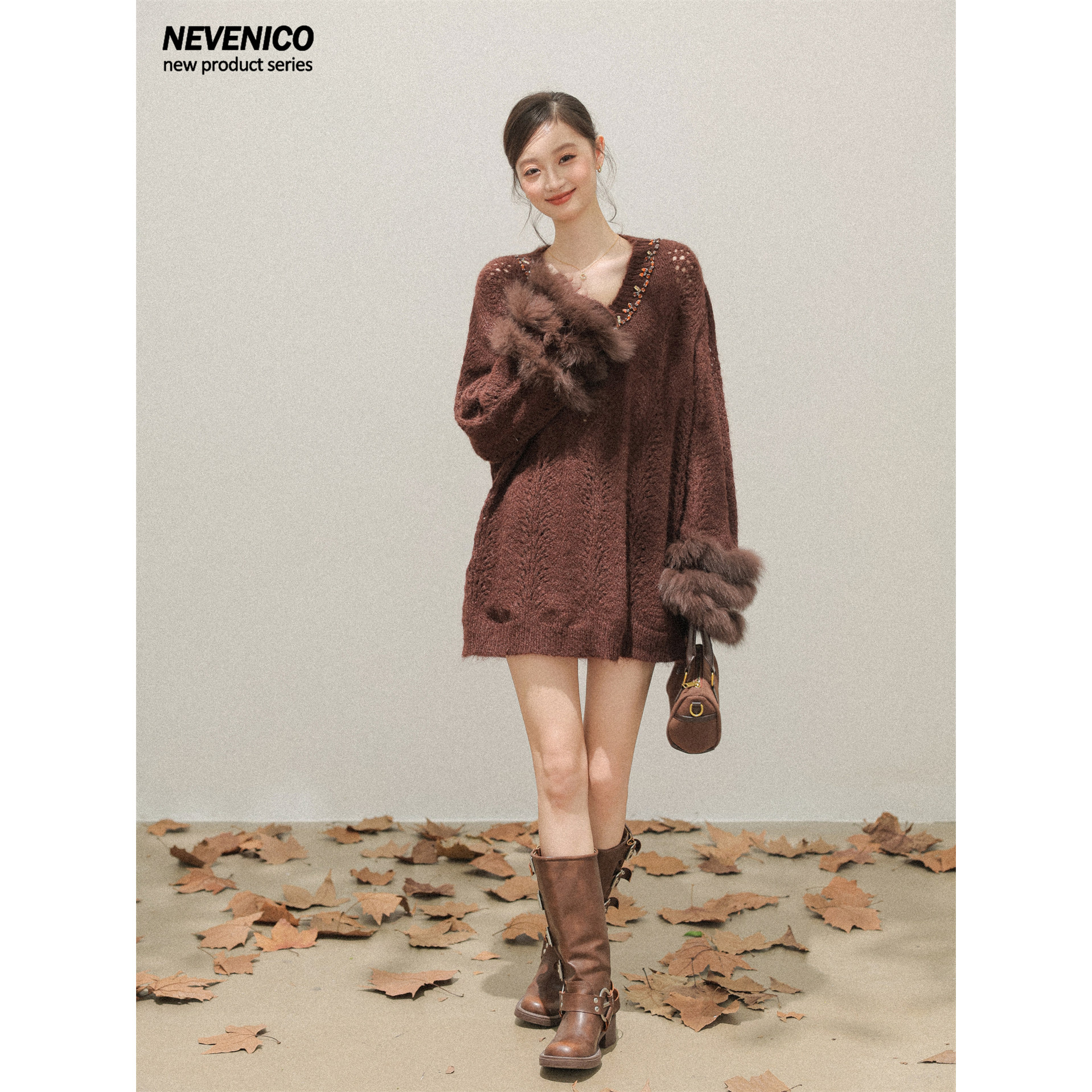 NEVENICO 毛毛拼接镶钻V领毛衣秋冬新款设计感上衣