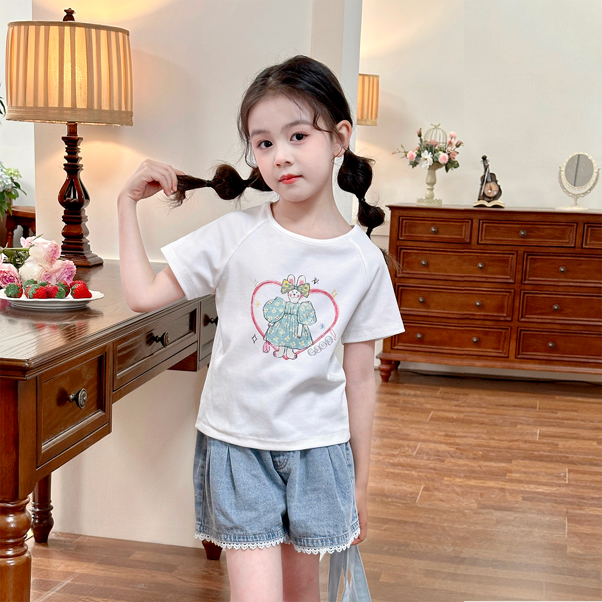 夏装新款2025女童时尚百搭短袖软糯甜美洋气卡通兔子女宝T恤上衣