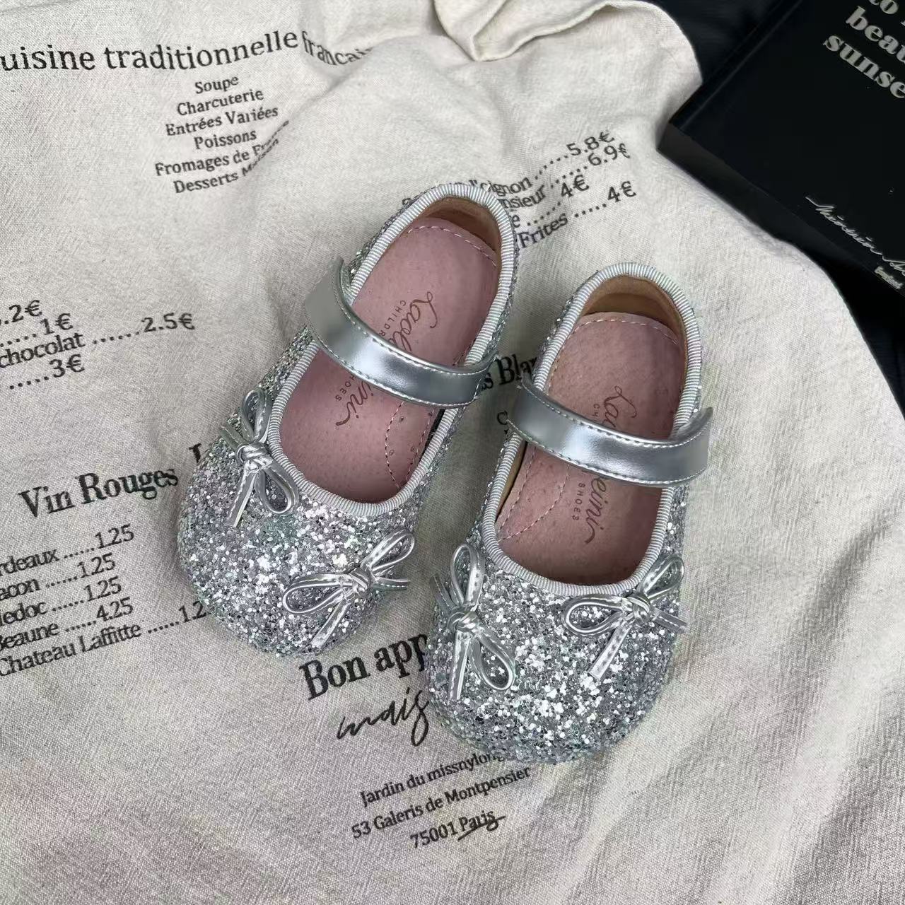 秋季儿童亮片公主鞋韩版女童蝴蝶结软底单鞋LLWN120