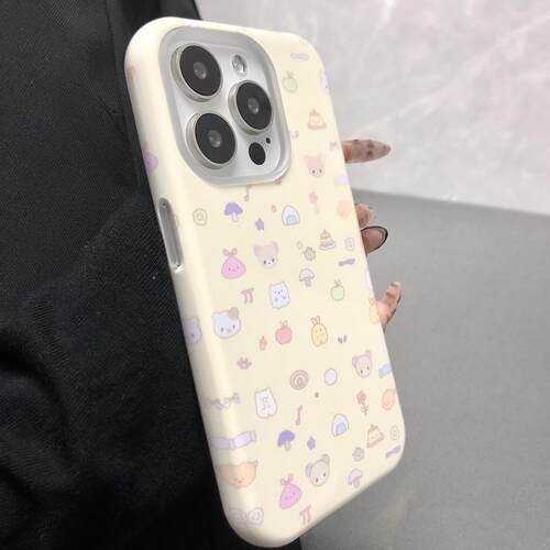 原创奶黄碎花适用于iPhone16Promax13pro手机壳菲林13mini创意13小众15plus硬软壳11高级感14苹果14pro二合一