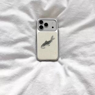 ins复古生气反骨小鱼电镀银磁吸适用苹果iPhone17promax手机壳1615pro小米1415Pro华为mate60p70三星S23防摔