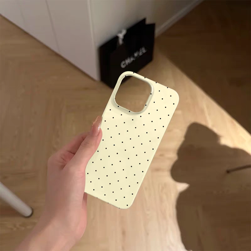 简约奶黄色小波点ins苹果手机壳菲林壳适用iPhone16promax/15pro/13/14plus手机壳苹果12mini硬壳XS/8保护套