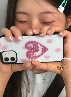 韩ins草莓粉波点蜗牛亚克力黑边适用苹果iPhone16promax手机壳1312pro小米1415Pro华为mate60p70三星S23防摔