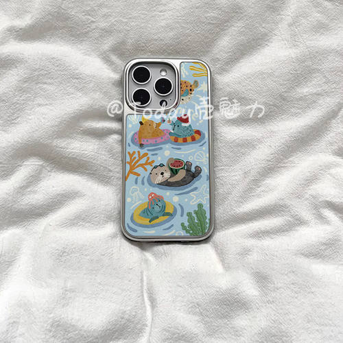 原创ins可爱夏日惬意水獭磁吸电镀银边软壳适用于苹果手机壳iPhone16promax亚克力15pro/14/13/12/11新款高级