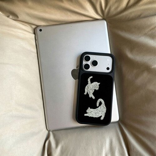 ins风复古小猫黑边玻璃磁吸适用苹果iPhone18promax手机壳1716pro小米1514Pro华为mate80p90荣耀vivooppo防摔