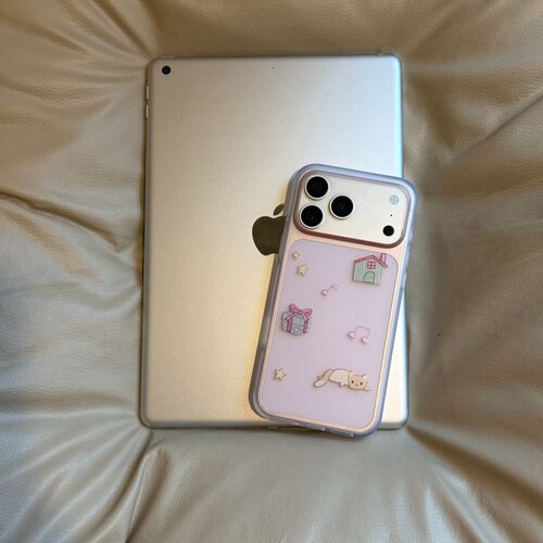 ins风复古房子小猫肤感液态软边大孔手机壳适用苹果iPhone17promax高级感保护套小众16plus15pro14防摔13pro