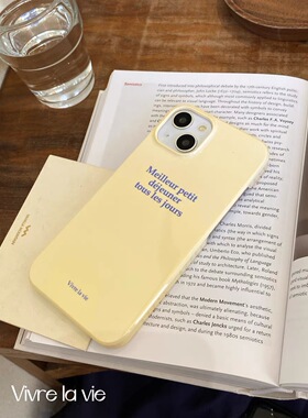 黄色英文适用于iphone13pro max苹果12手机壳11PRO菲林硬壳i15max新款艺术14proMAX女款情侣半包光面保护套潮
