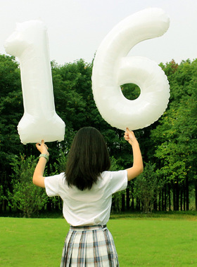 单个独立包装32寸白色生日派对铝膜数字气球户外儿童宝宝拍照道具