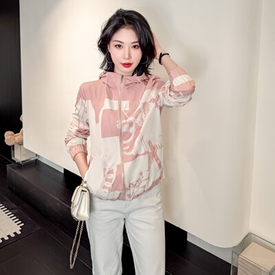 英伦风大牌轻奢春季休闲度假夹克