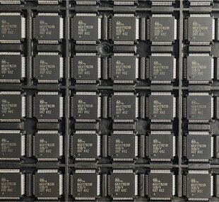 MAX17823BGCB/V MAX17823B零跑T03新能源电池管理IC芯片 质量保证
