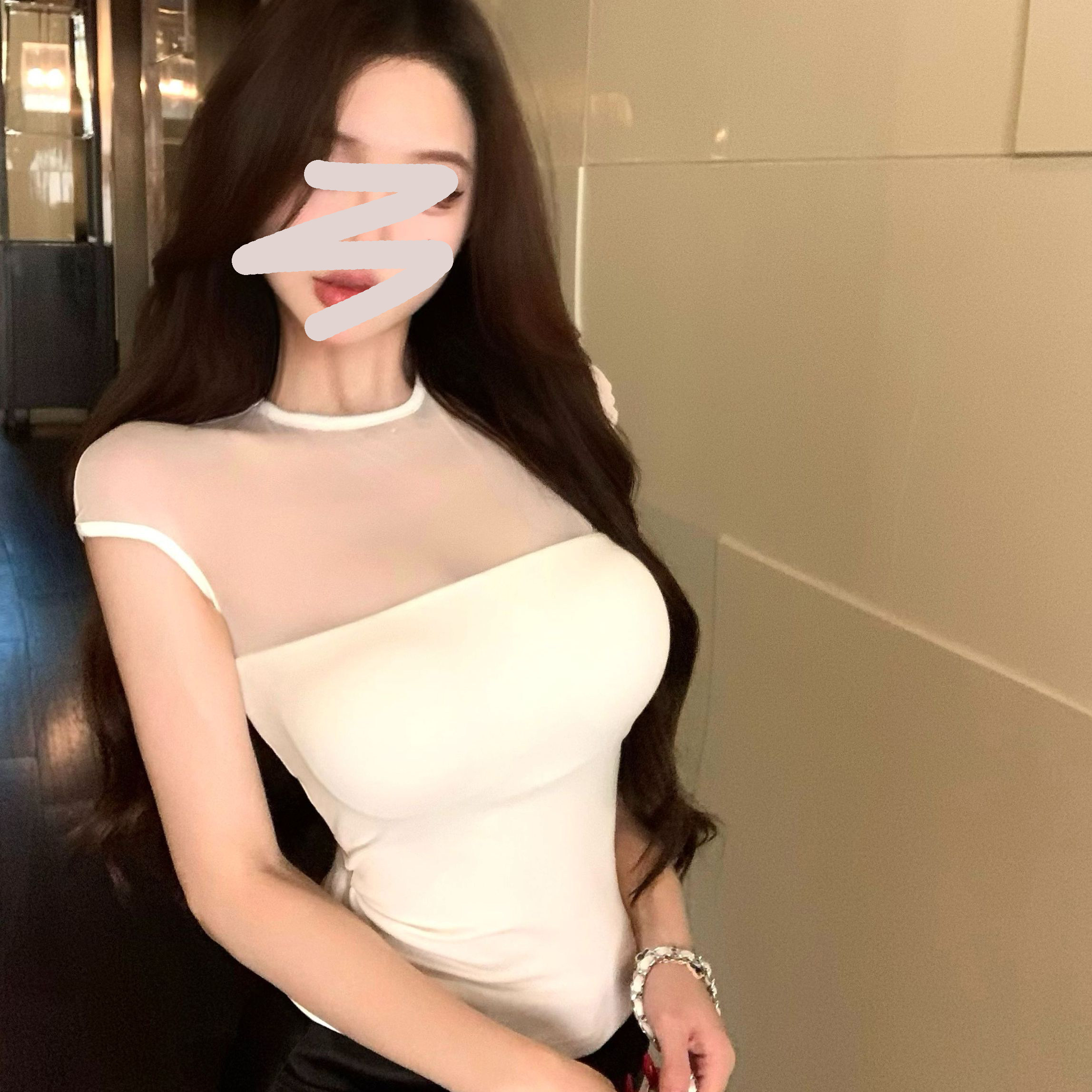 网纱拼接透视短袖T恤女2026夏季新款辣妹性感修身拼接上衣ins潮流