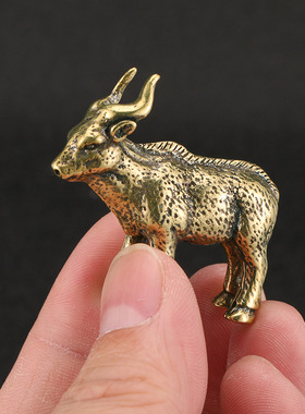 新款热销仿古玩藏羚羊黄铜摆件山