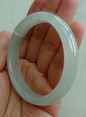 冰种莹光淡晴水贵妃翡翠手镯54.5-48.5 天然A货翡翠