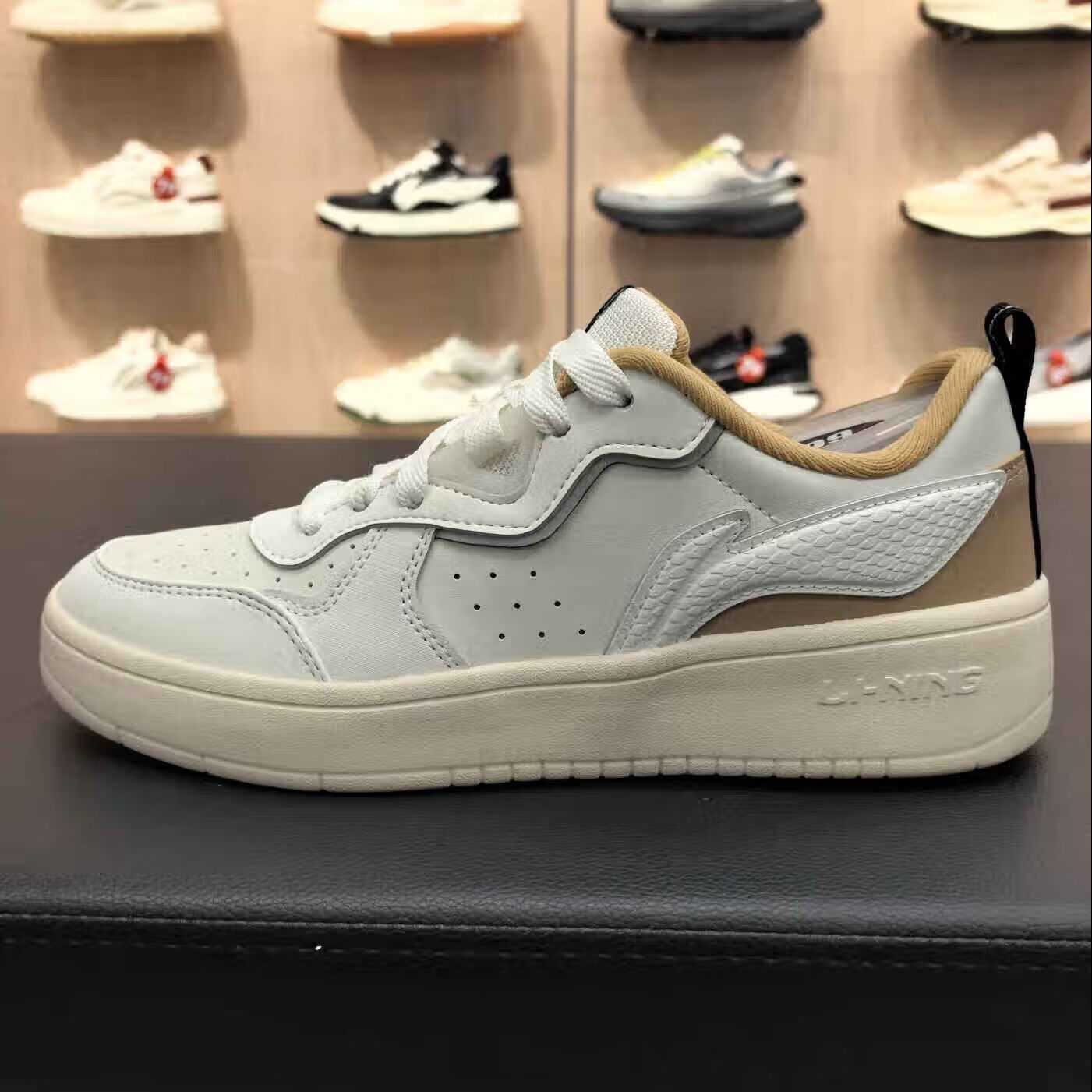 李宁休闲鞋软底男鞋2025秋冬新款潮流时尚板鞋轻便小白鞋AGCV271,运动鞋new,运动休闲鞋,淘宝优惠券,粉丝福利购,淘宝优惠卷