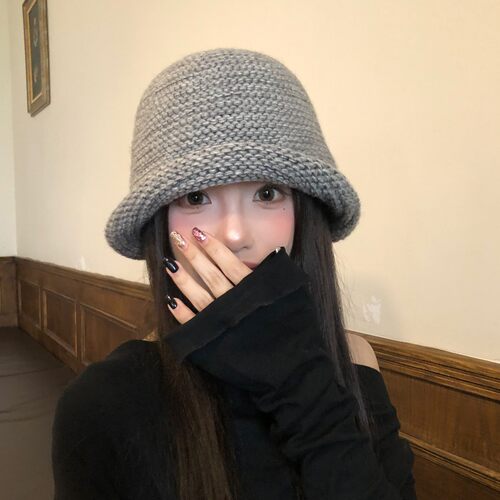 灰色覆古针织卷边渔夫帽