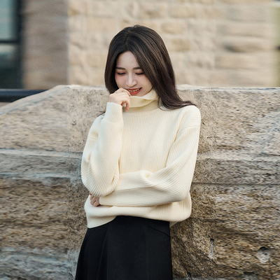 柒量一裁小个子高领毛衣