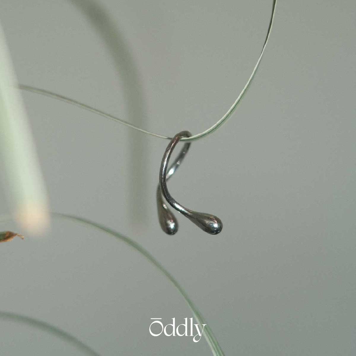 “DROP”水滴镀白金戒指