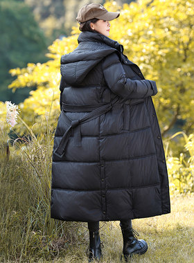 黑色女过膝加厚防风防寒棉服