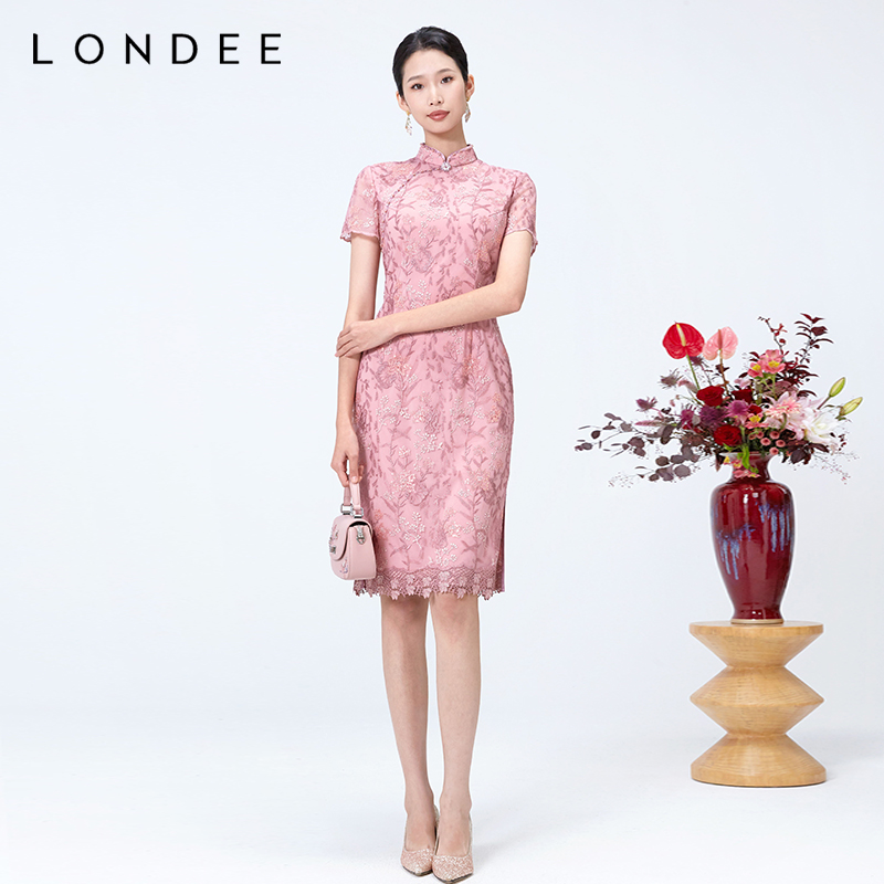 Londee/龙笛时尚洋气显年轻连衣裙高端重工蕾丝珠片旗袍女4S21173