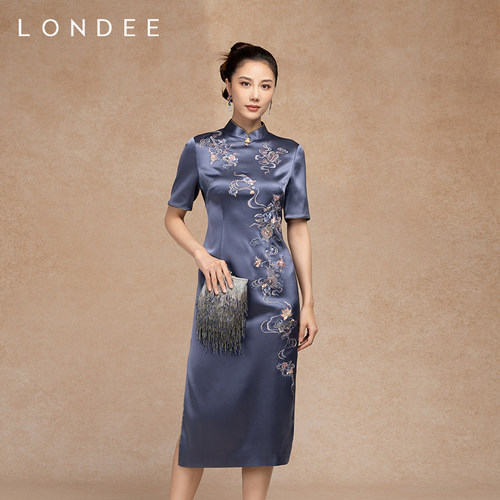 Londee/龙笛新中式精工刺绣高端旗袍结婚宴会连衣裙礼服女5S21280