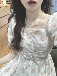 茶歇法式碎花连衣裙女夏高级感气质甜美泡泡袖仙女温柔风初恋长裙