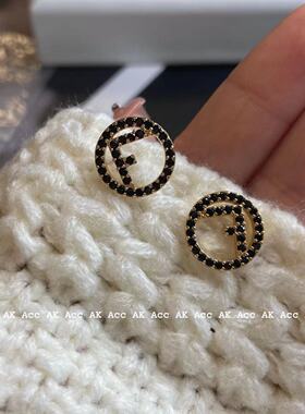 精致小巧F字母镶钻耳钉百搭时髦ins复古高级感小圆耳环精致简约